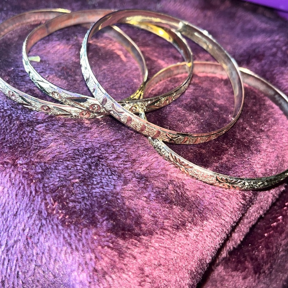 Women’s gold bracelets